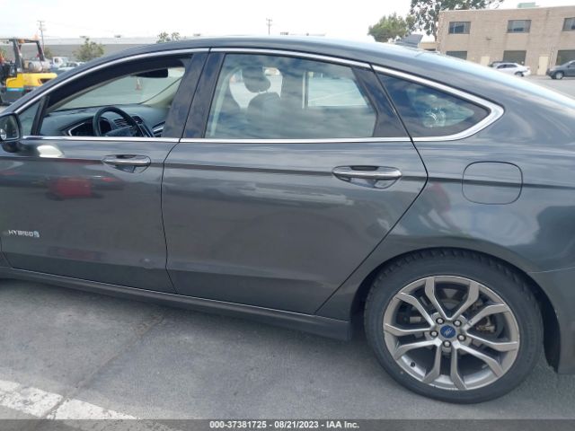 3FA6P0RU5KR206399 Ford Fusion Hybrid Titanium