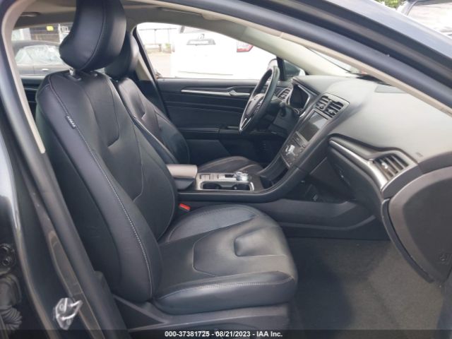 3FA6P0RU5KR206399 Ford Fusion Hybrid Titanium