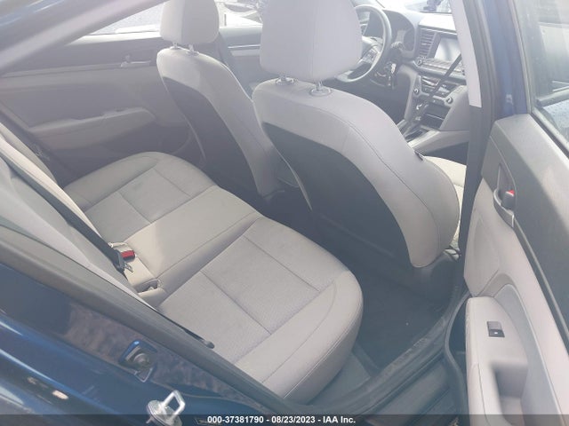 2017 HYUNDAI ELANTRA SE VIN: 5NPD84LF7HH197345
