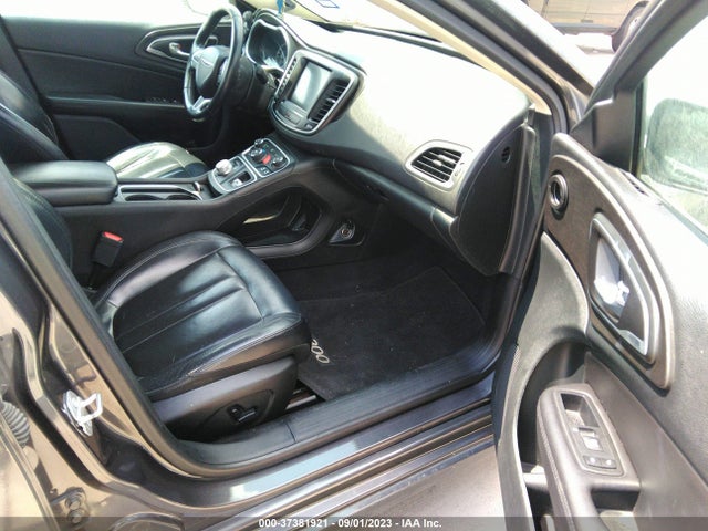 Chrysler 200 Limited Platinum 2017 1C3CCCAB0HN502709 Image 5
