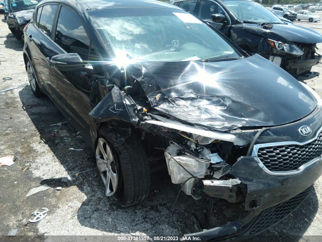 KIA Forte 5-door Lx 2016 KNAFK5A8XG5584598 Image 6
