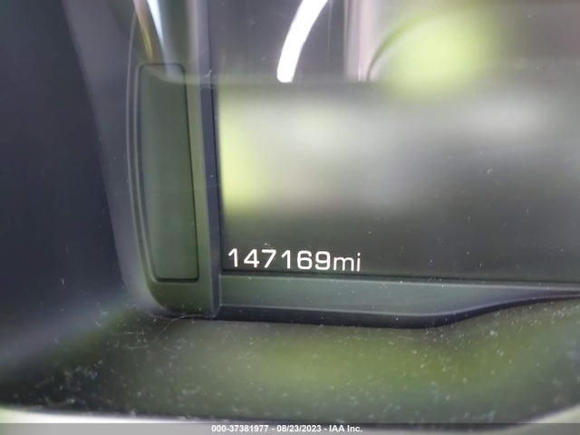 1GYS3BKJ8FR213004 Cadillac Escalade Luxury