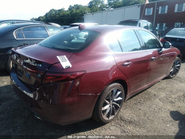 ZARFAEDN8H7547486 Alfa Romeo Giulia Awd