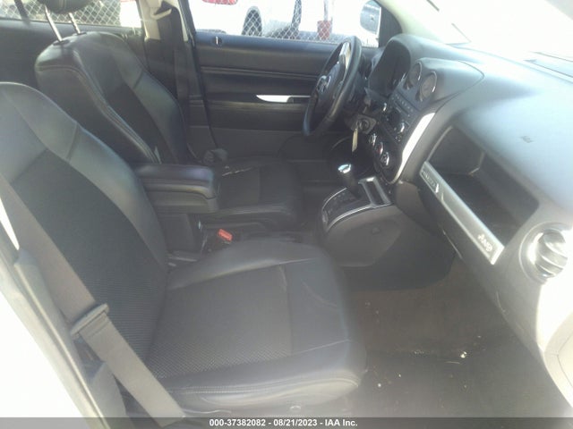1C4NJCEBXED699829 Jeep Compass Latitude