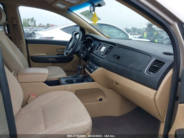 KNDMB5C13G6113431 KIA SEDONA LX
