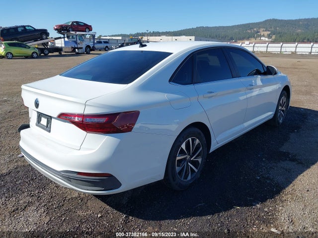 3VWCM7BU8NM030472 Volkswagen JETTA S