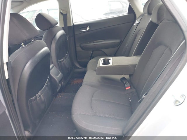 KIA Optima Lx 2016 5XXGT4L3XGG073422 Image 8