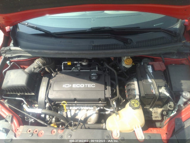Chevrolet SONIC LT 2015 1G1JC6SH4F4208653 Image 10