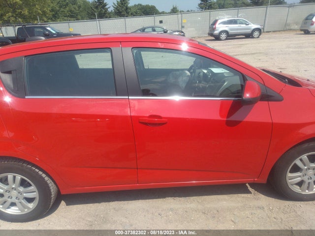 Chevrolet SONIC LT 2015 1G1JC6SH4F4208653 Image 13