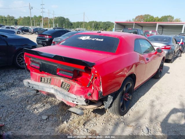 2C3CDZAT7FH927407 Dodge Challenger R/t