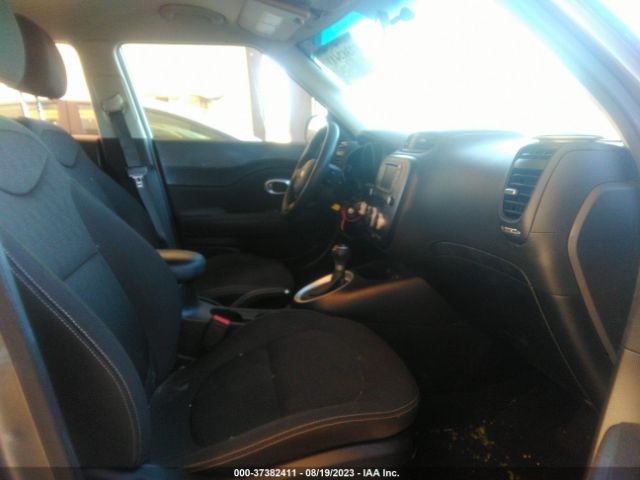 KNDJN2A28H7497612 KIA Soul Base