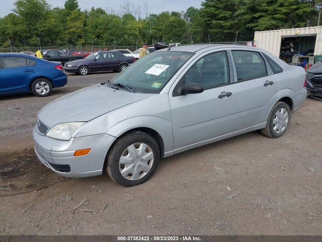 2007 FORD FOCUS S/SE/SES VIN: 1FAFP34N77W271499