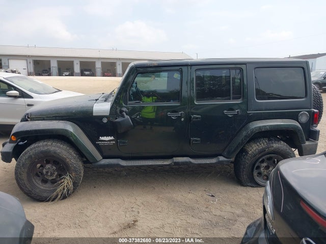 2011 JEEP WRANGLER UNLIMITED SAHARA VIN: 1J4BA5H10BL520520