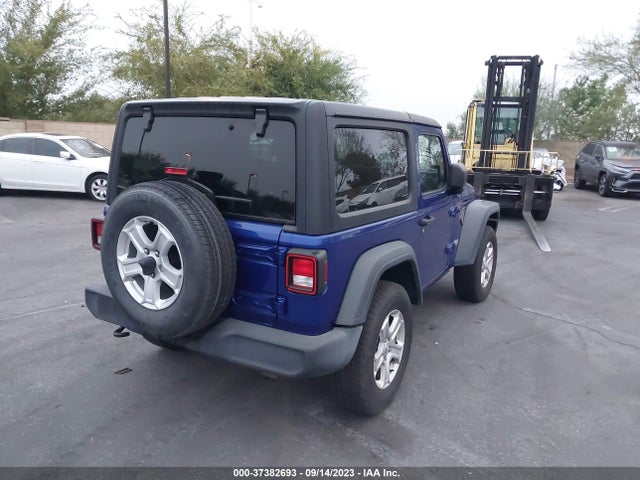 1C4GJXAN5JW199852 Jeep Wrangler Sport S