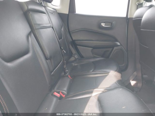 3C4NJCCB4KT663045 Jeep Compass Limited