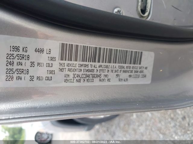 3C4NJCCB4KT663045 Jeep Compass Limited