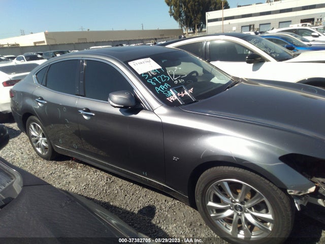 JN1BY1AP3JM180431 Infiniti Q70 3.7 Luxe