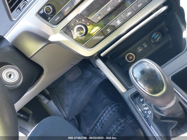 2017 HYUNDAI SONATA SE VIN: 5NPE24AF9HH574346