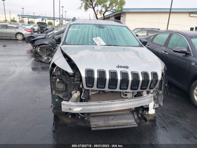 1C4PJLAB2HW654701 Jeep Cherokee Altitude