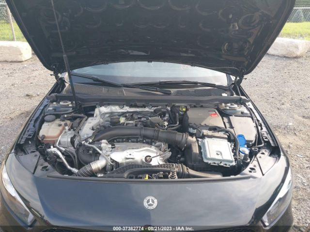 WDD3G4FB5LW037433 Mercedes-Benz A 220 4matic