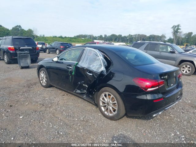 WDD3G4FB5LW037433 Mercedes-Benz A 220 4matic