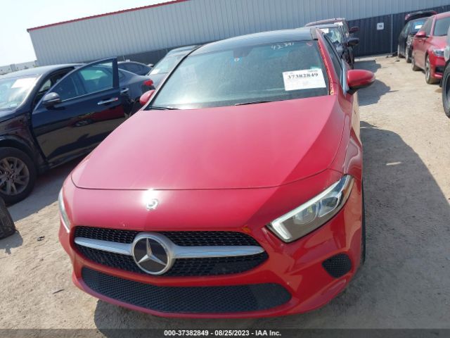 WDD3G4EB2LW039139 Mercedes-Benz A-class A 220