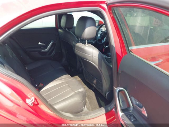 WDD3G4EB2LW039139 Mercedes-Benz A-class A 220