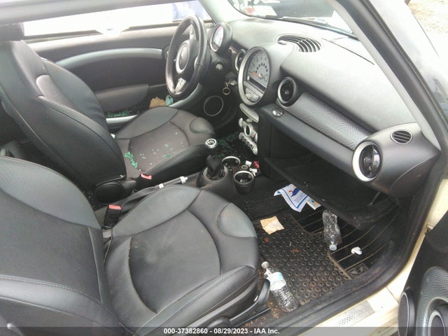 2009 MINI COOPER HARDTOP S VIN: WMWMF73519TT97694
