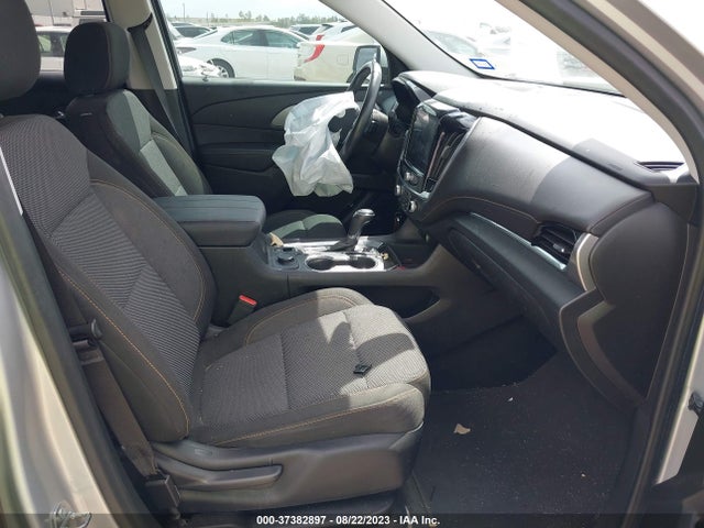 Chevrolet Traverse Lt Cloth 2018 1GNERGKW9JJ245940 Image 5