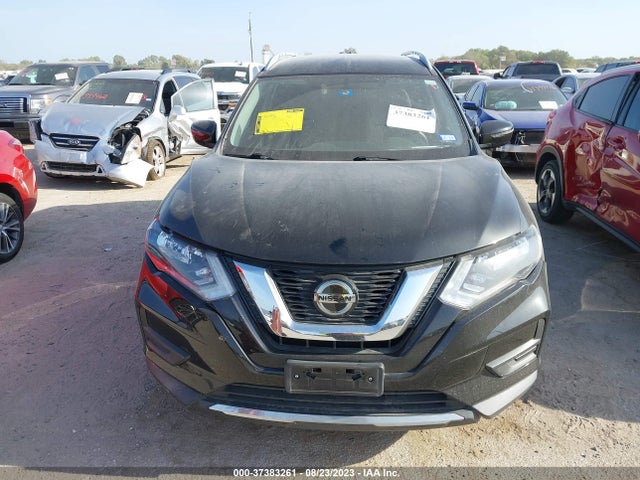 2018 NISSAN ROGUE SV VIN: KNMAT2MT0JP548391