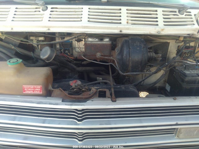 1977 DODGE B300 VIN: F34BF7V010625