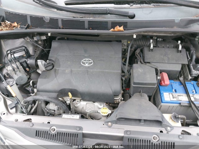 2014 TOYOTA SIENNA XLE/XLE AAS/LTD VIN: 5TDYK3DC1ES456015