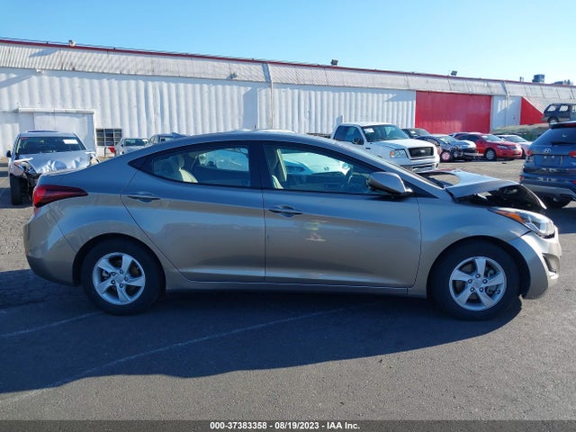 2015 HYUNDAI ELANTRA SE VIN: 5NPDH4AE5FH623122