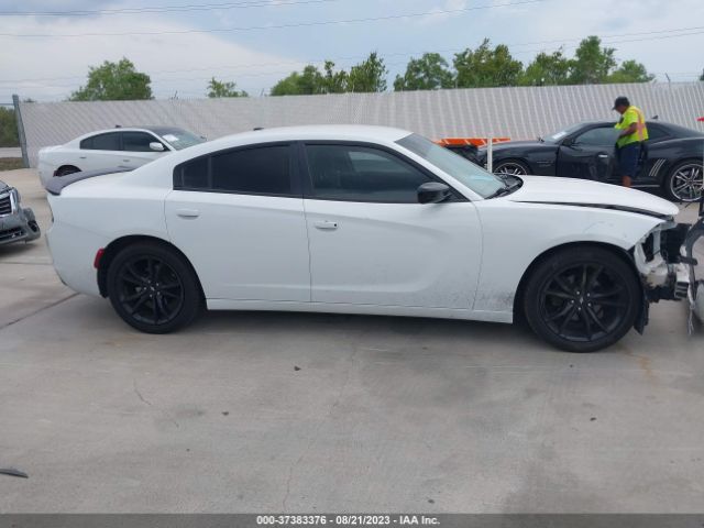 2C3CDXBG1JH126115 Dodge Charger Sxt