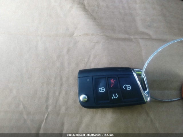 3VV2B7AX6JM159449 Volkswagen Tiguan Sel/se