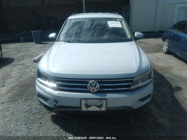 3VV2B7AX6JM159449 Volkswagen Tiguan Sel/se