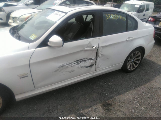 2011 BMW 3 SERIES 328I XDRIVE VIN: WBAPK5C54BA657729