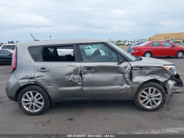 KNDJP3A52J7574071 KIA SOUL +