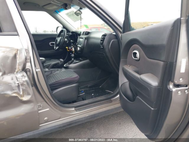 KNDJP3A52J7574071 KIA SOUL +
