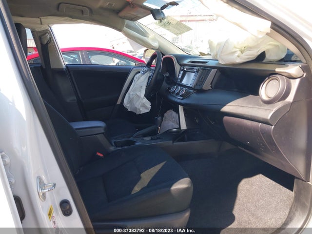 Toyota RAV4 LE 2014 2T3ZFREV5EW111063 Image 5