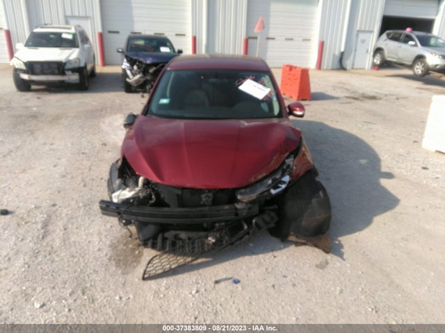 2019 NISSAN SENTRA SR VIN: 3N1AB7AP2KY220657