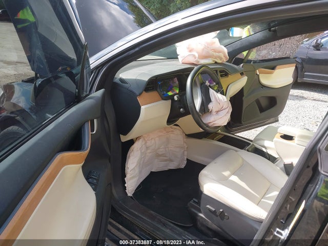 Tesla Model X Long Range 2020 5YJXCBE27LF249221 Image 5