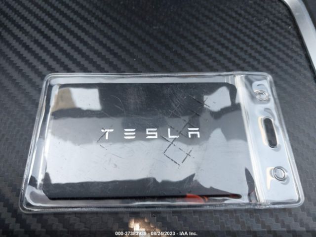 7SAYGDEE3NF370526 Tesla Model Y Long Range