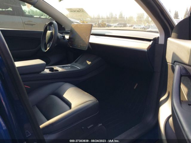 7SAYGDEE3NF370526 Tesla Model Y Long Range