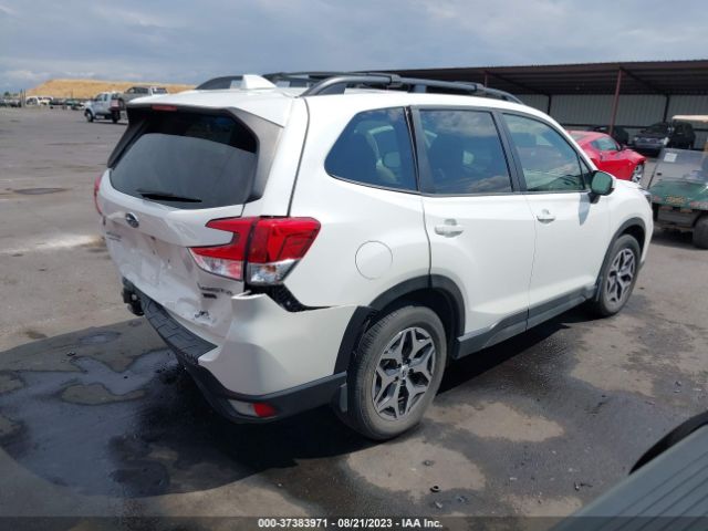 JF2SKAJC4LH535261 Subaru Forester Premium