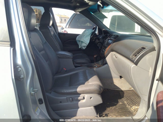 2004 ACURA MDX TOURING PKG RES W/NAV VIN: 2HNYD18954H545137