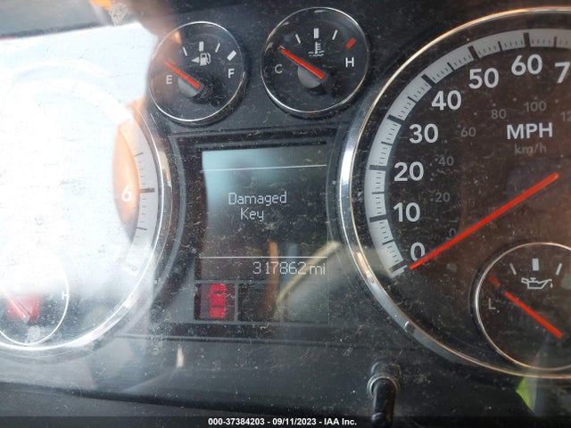 2011 RAM 1500 SLT VIN: 1D7RB1GP4BS580523