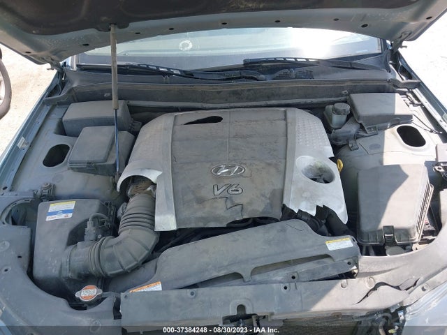 2011 HYUNDAI GENESIS VIN: KMHGC4DE5BU132830