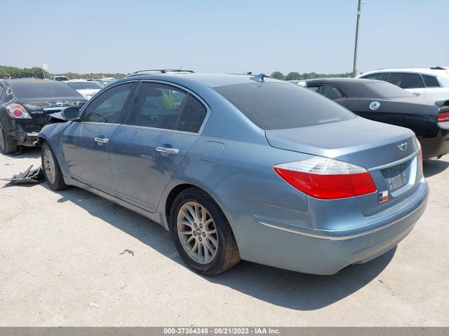 2011 HYUNDAI GENESIS VIN: KMHGC4DE5BU132830