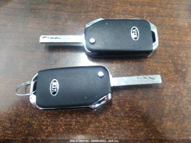 3KPF24AD9ME378022 KIA FORTE FE
